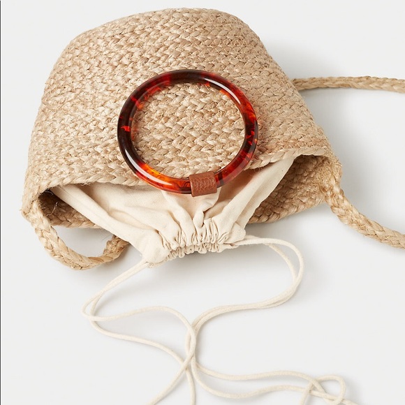 Aritzia Handbags - Straw Bucket Bag